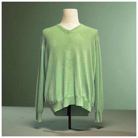 Malo Light-Green Cashmere V-Neck Sweater. XL - Picture 3 of 11